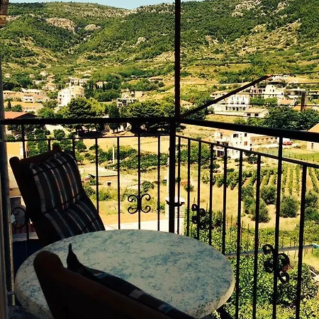 Apartment Hill House Marija